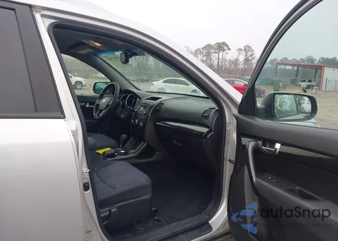 2011 Kia Sorento Lx из США, поврежденный, VIN 5XYKT4A17BG013453